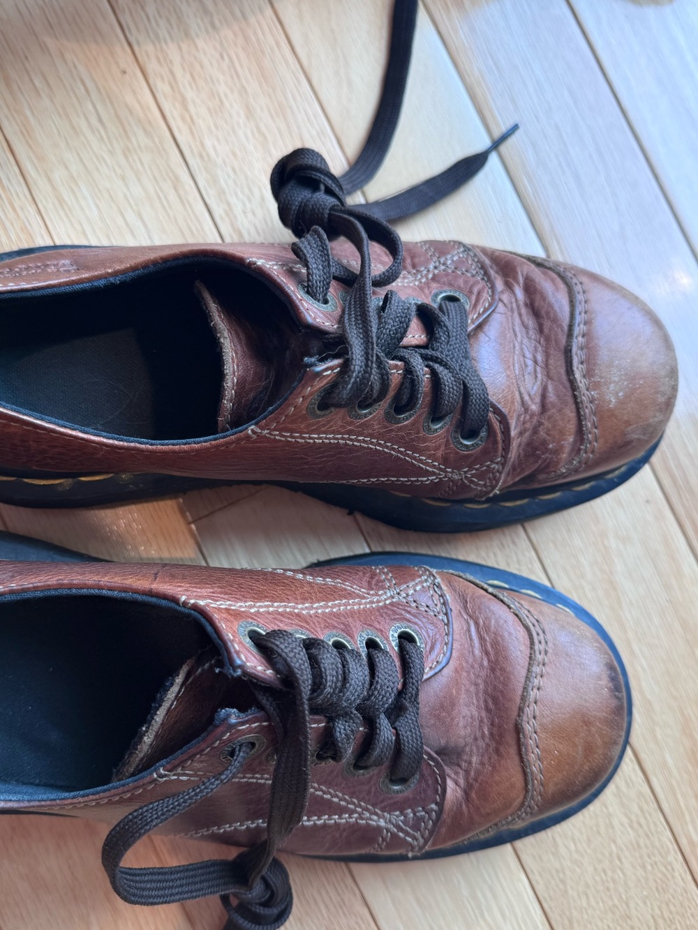 Vintage Doc Martens Brown Leather Casual Lace-Up Shoes